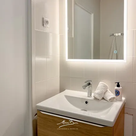 Lumineux 4 Couchages Avec Terrasse A 500m De La Plage, Parking Gratuit * Six-Fours-les-Plages