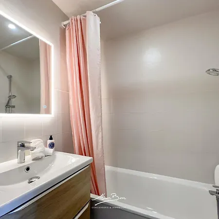 Apartment Lumineux 4 Couchages Avec Terrasse A 500m De La Plage, Parking Gratuit Six-Fours-les-Plages