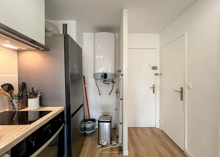 Apartman Lumineux 4 Couchages Avec Terrasse A 500m De La Plage, Parking Gratuit